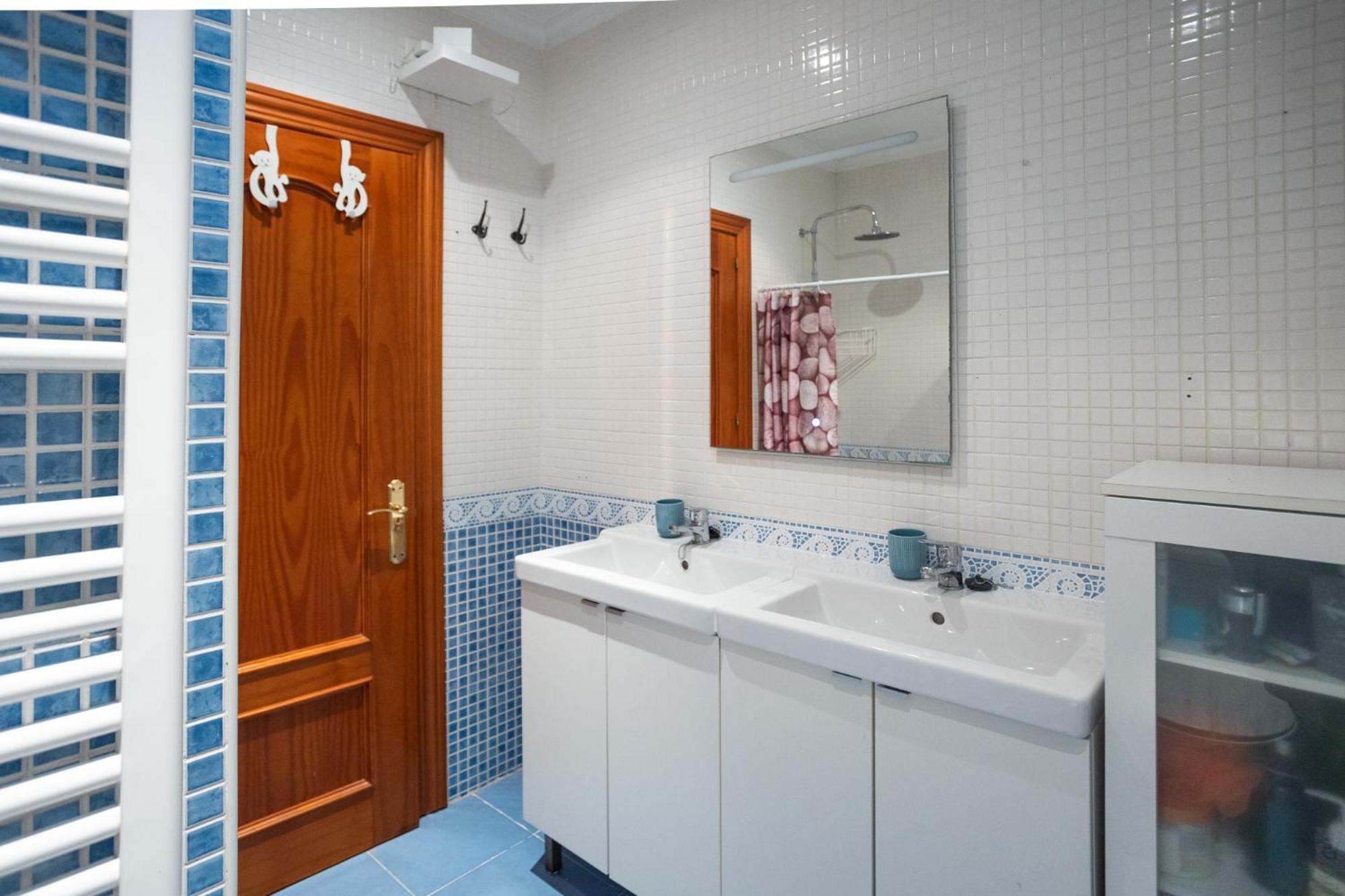 Naim Guest House Malaga Centro Ngoại thất bức ảnh