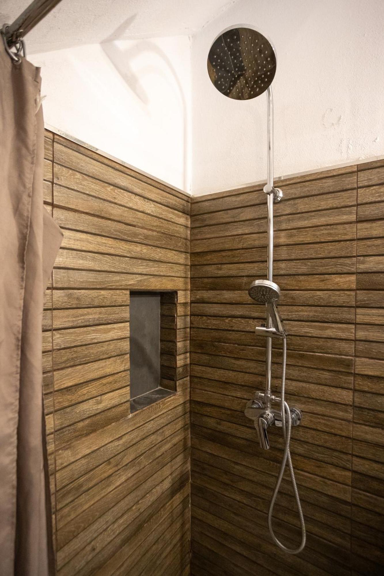 Naim Guest House Malaga Centro Ngoại thất bức ảnh