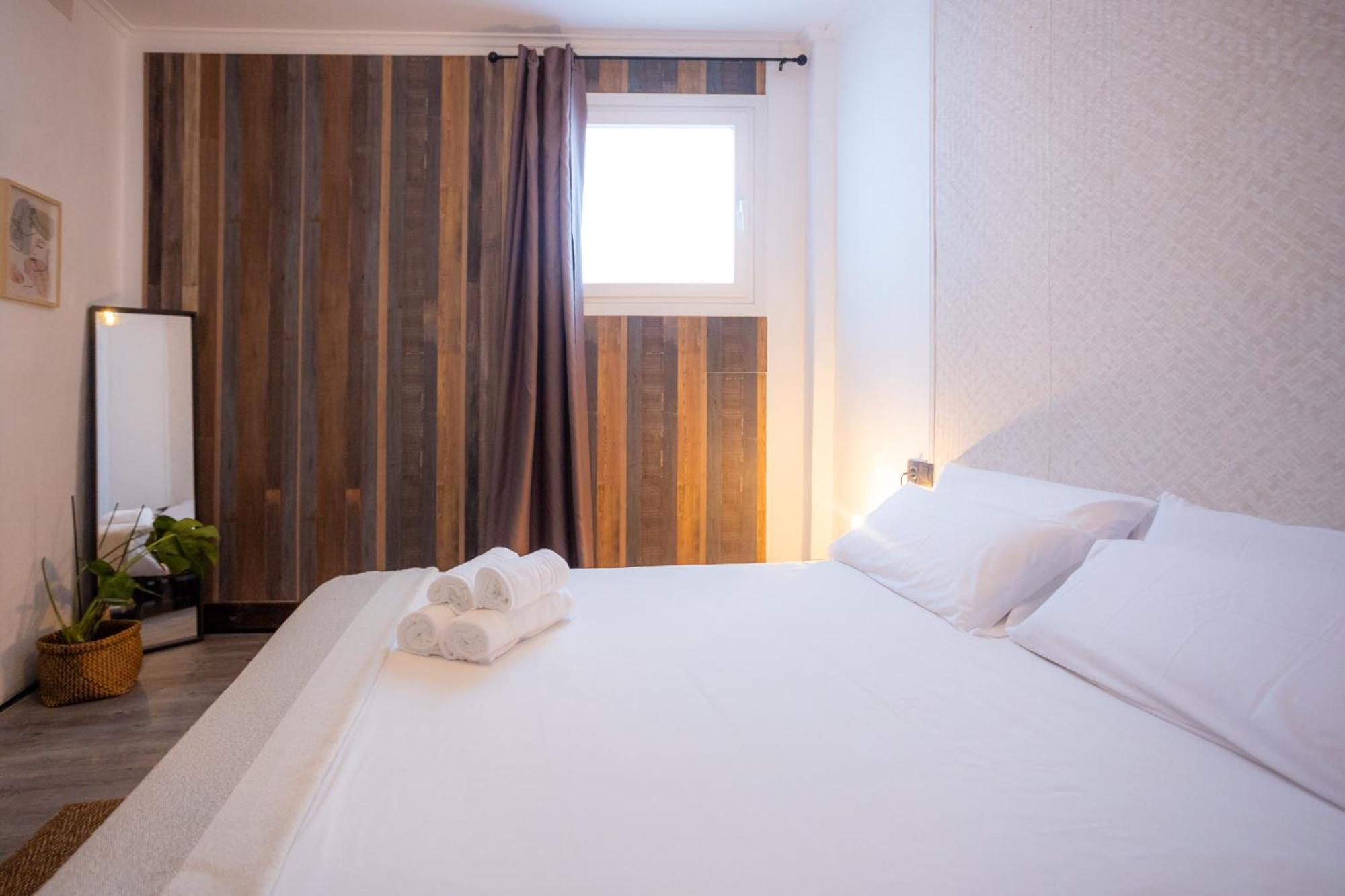 Naim Guest House Malaga Centro Ngoại thất bức ảnh