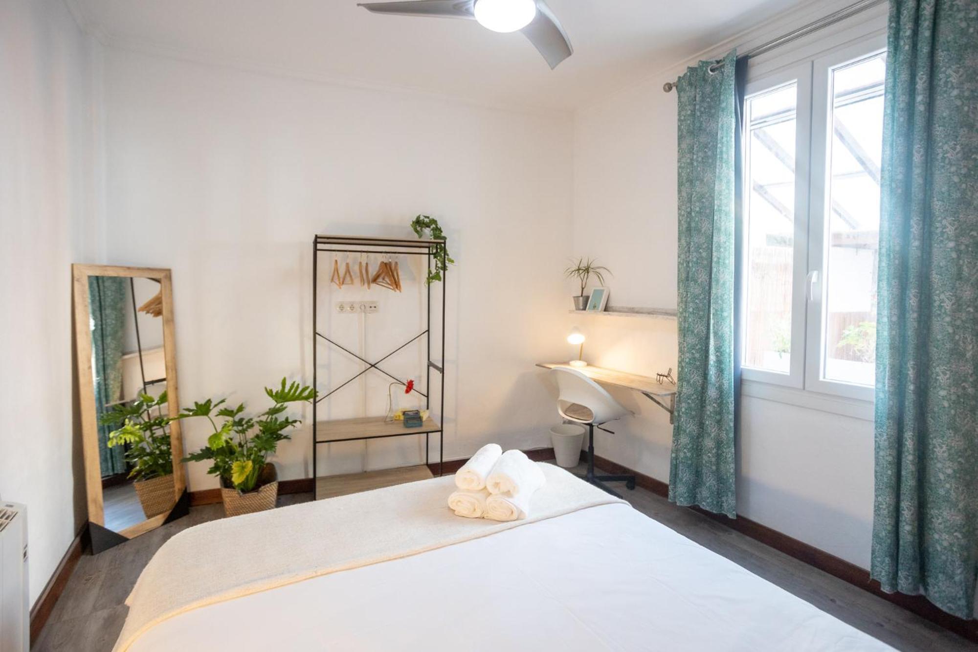 Naim Guest House Malaga Centro Ngoại thất bức ảnh