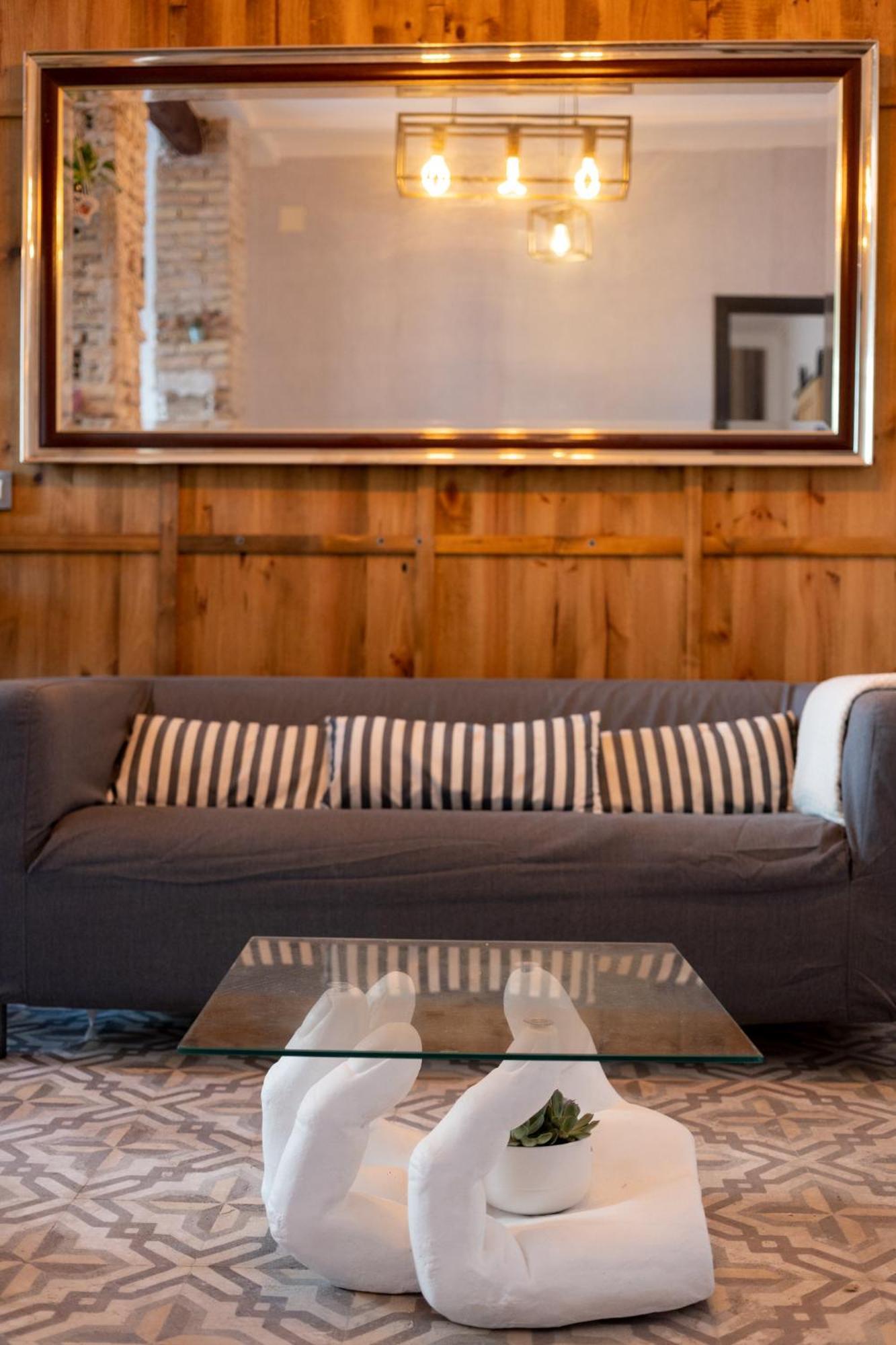 Naim Guest House Malaga Centro Ngoại thất bức ảnh